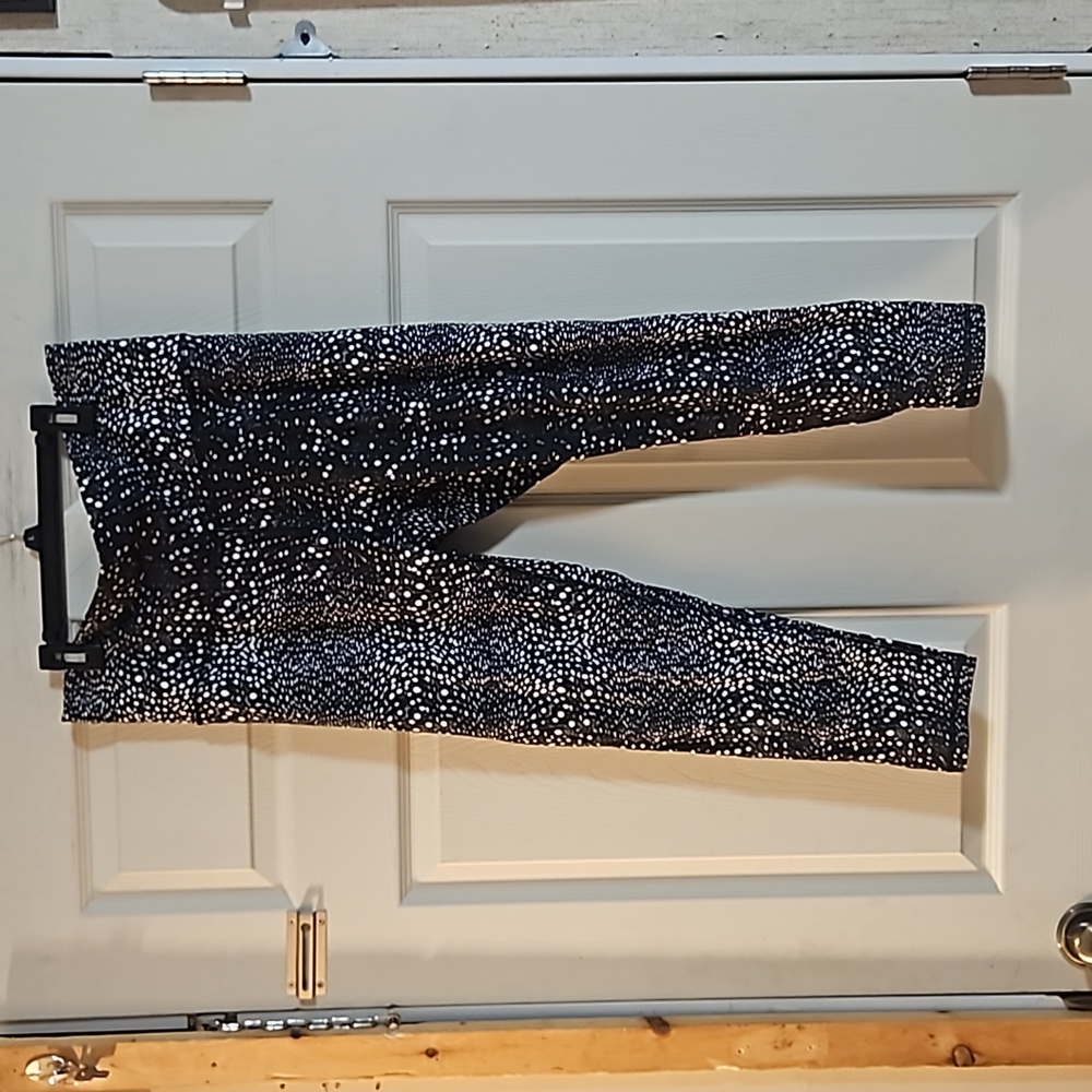 CALIA ESSENTIAL 7/8 LEGGING: DOT PRINT: BLACK/WHITE: NEW WITH TAGS: SIZE XL